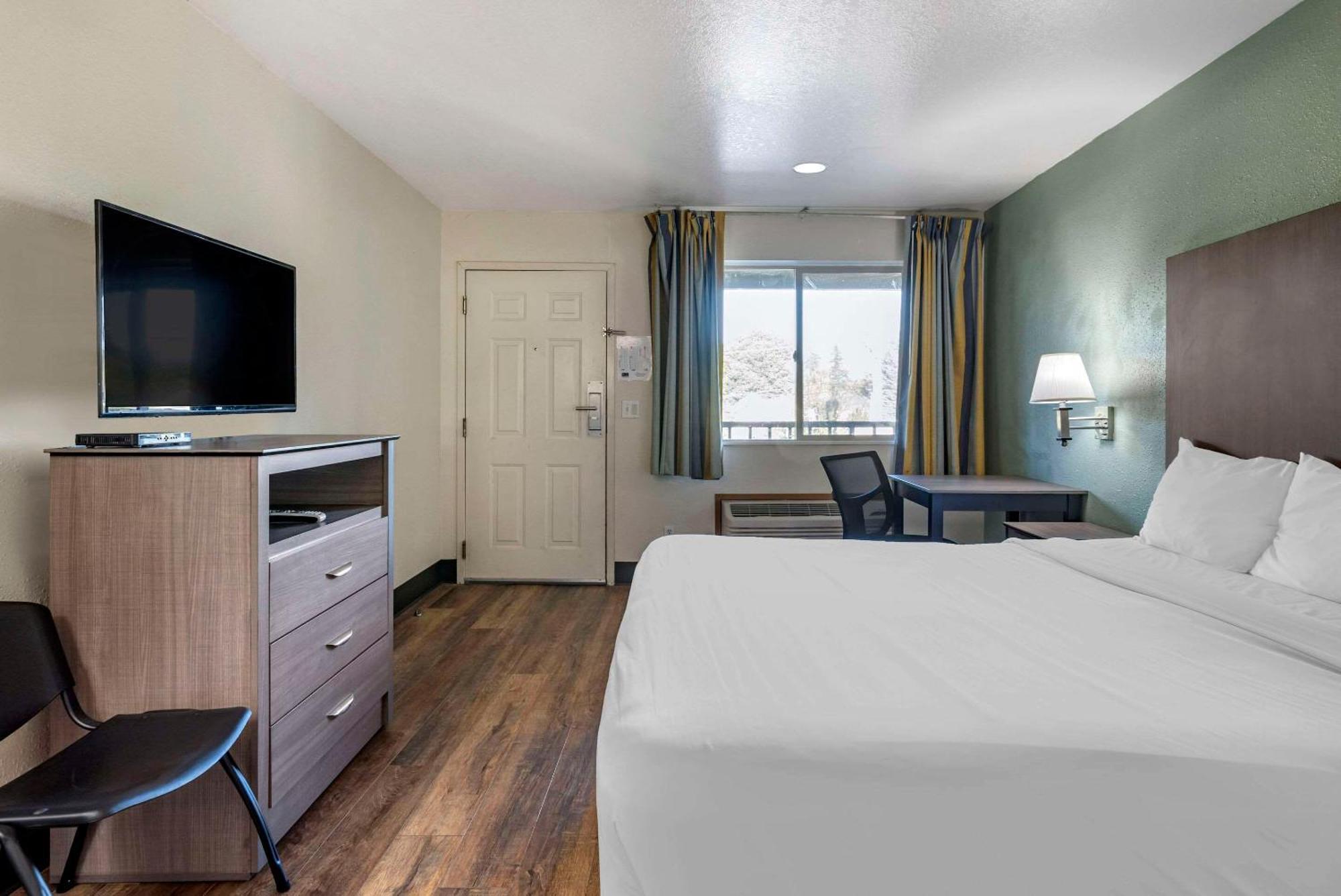 Econo Lodge Portland Airport Eksteriør bilde
